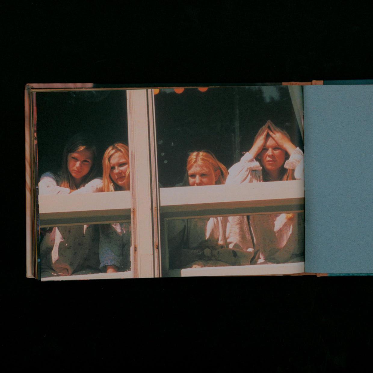 The Virgin Suicides - Sofia Coppola (Petit Grand, 2000)