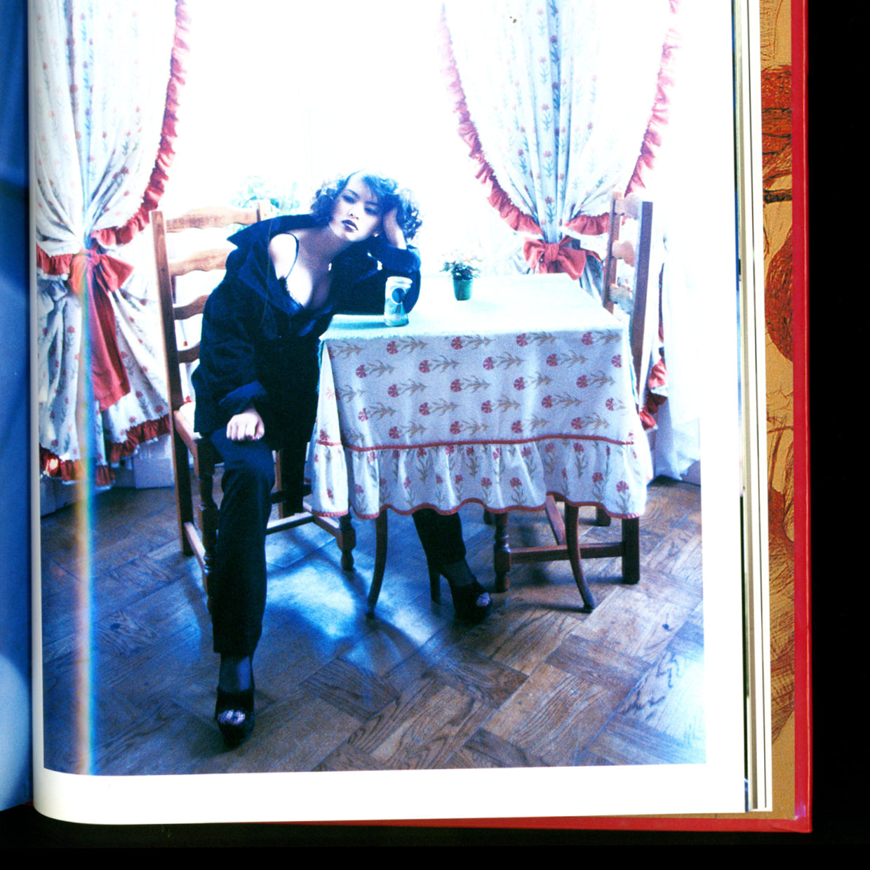 Shōjo no Yokubō - Sayaka Yoshino and Kishin Shinoyama (1999)