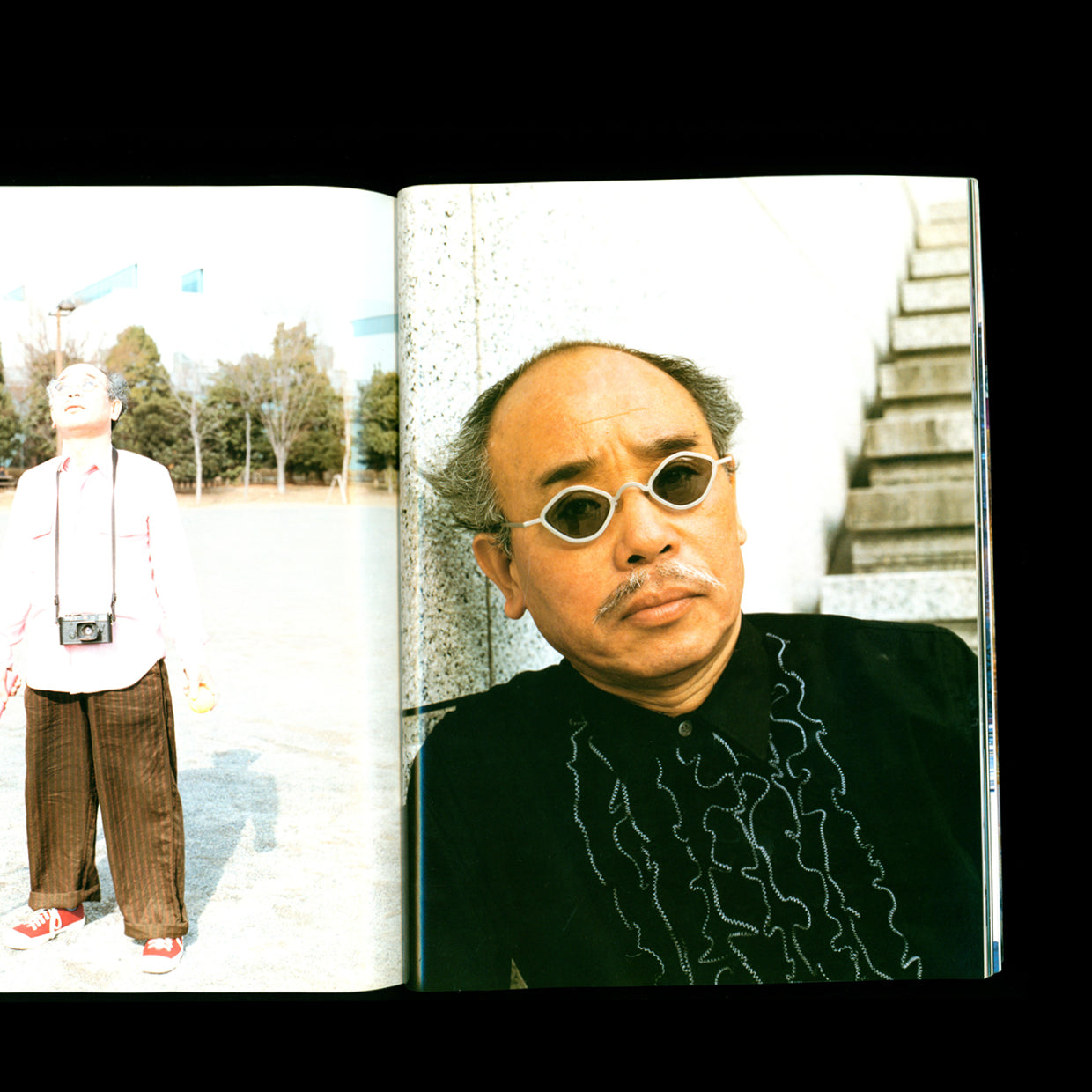 SWITCH Magazine vol. 17 No. 3 w/Araki (1999)